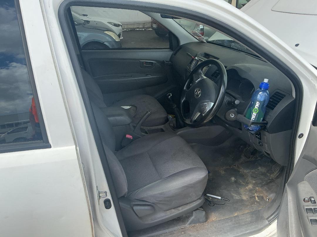 Photo '21' of Toyota Hilux TD DC