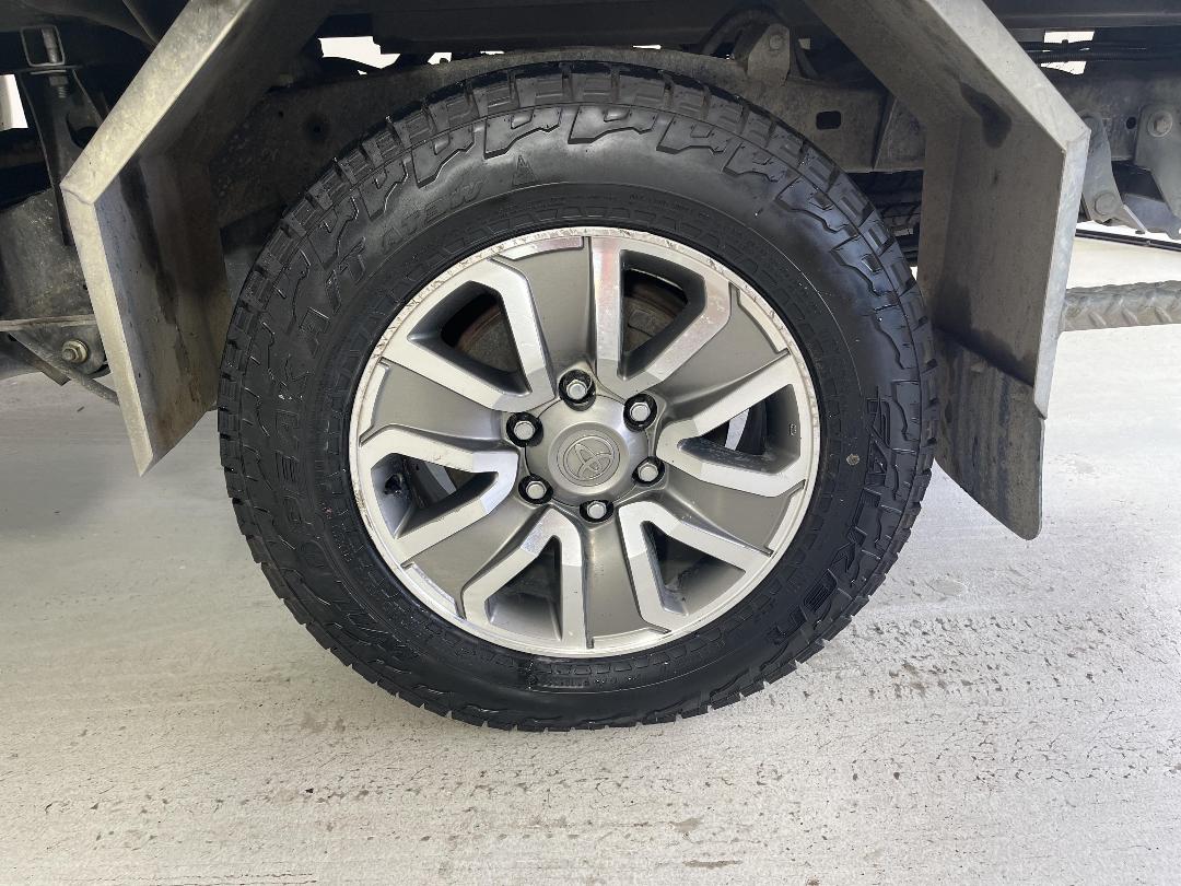 Photo '11' of Toyota Hilux Photo '11' of Toyota Hilux