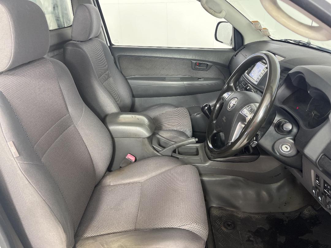 Photo '16' of Toyota Hilux Photo '16' of Toyota Hilux