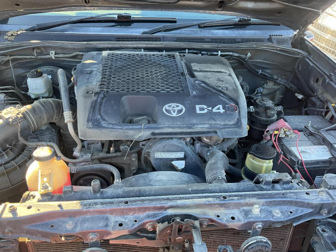 Photo '7' of Toyota Hilux SR5 TD DC Photo '7' of Toyota Hilux SR5 TD DC