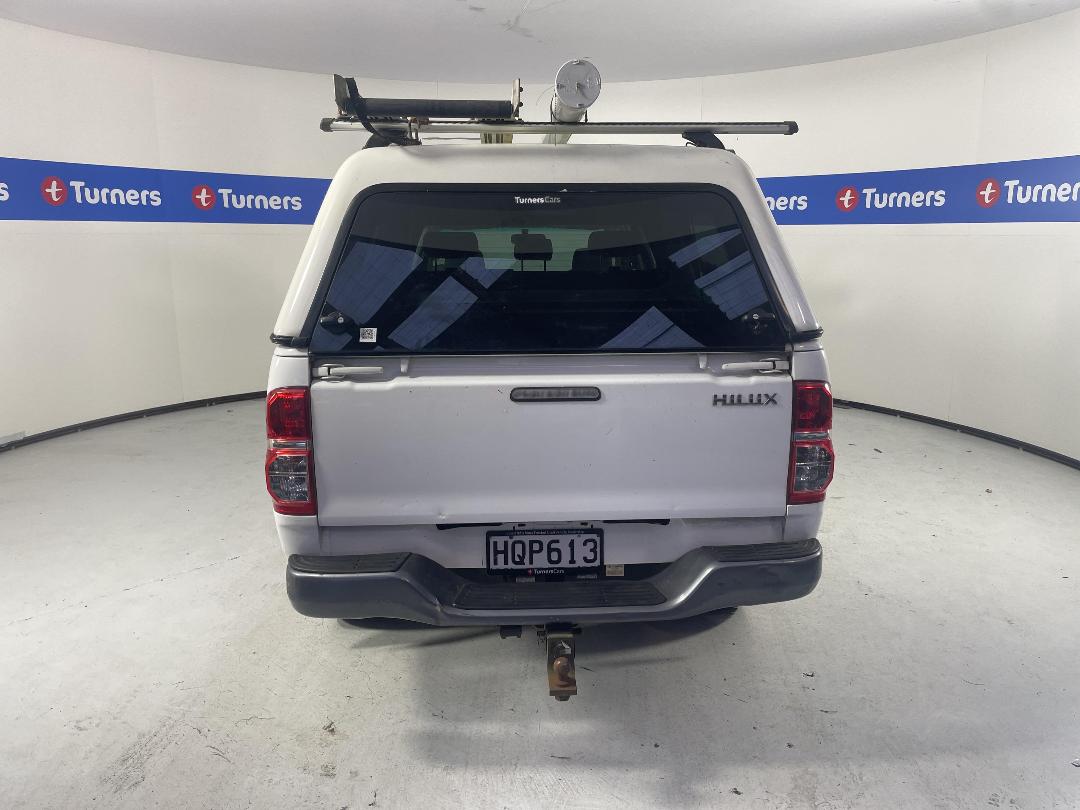 Photo '6' of Toyota Hilux