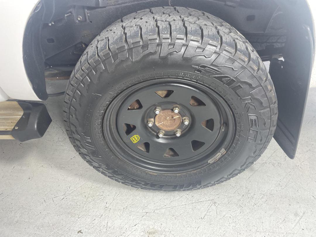 Photo '11' of Toyota Hilux