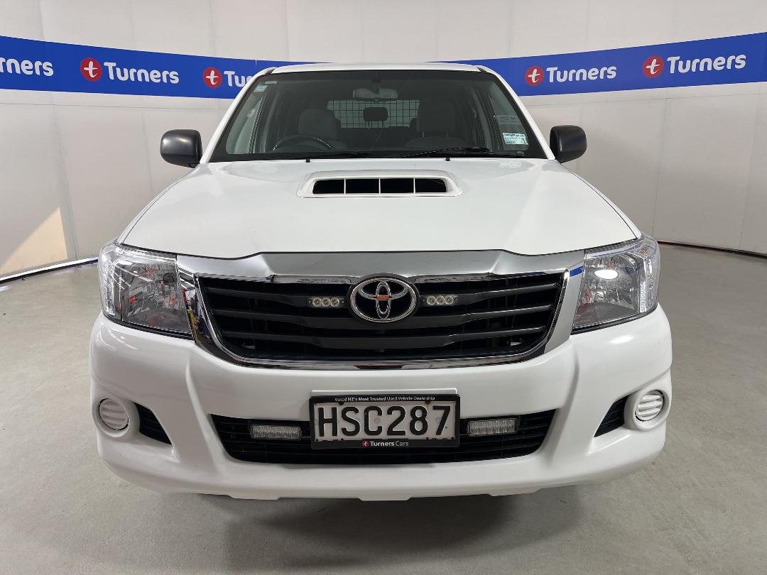 Photo '2' of Toyota Hilux Photo '2' of Toyota Hilux
