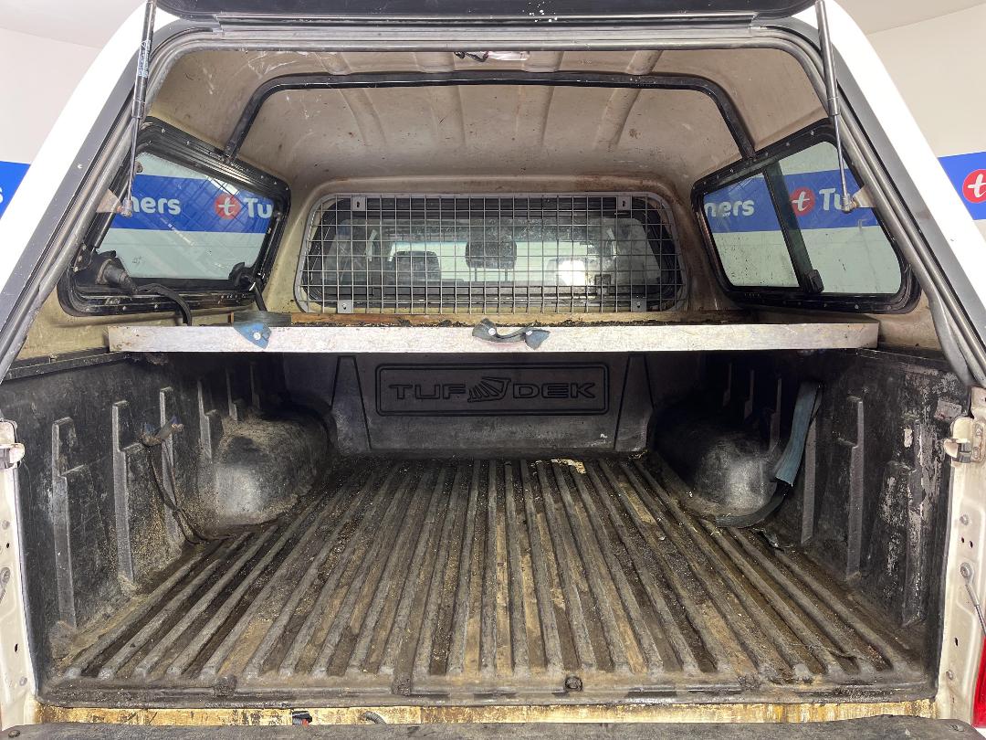 Photo '14' of Toyota Hilux Photo '14' of Toyota Hilux