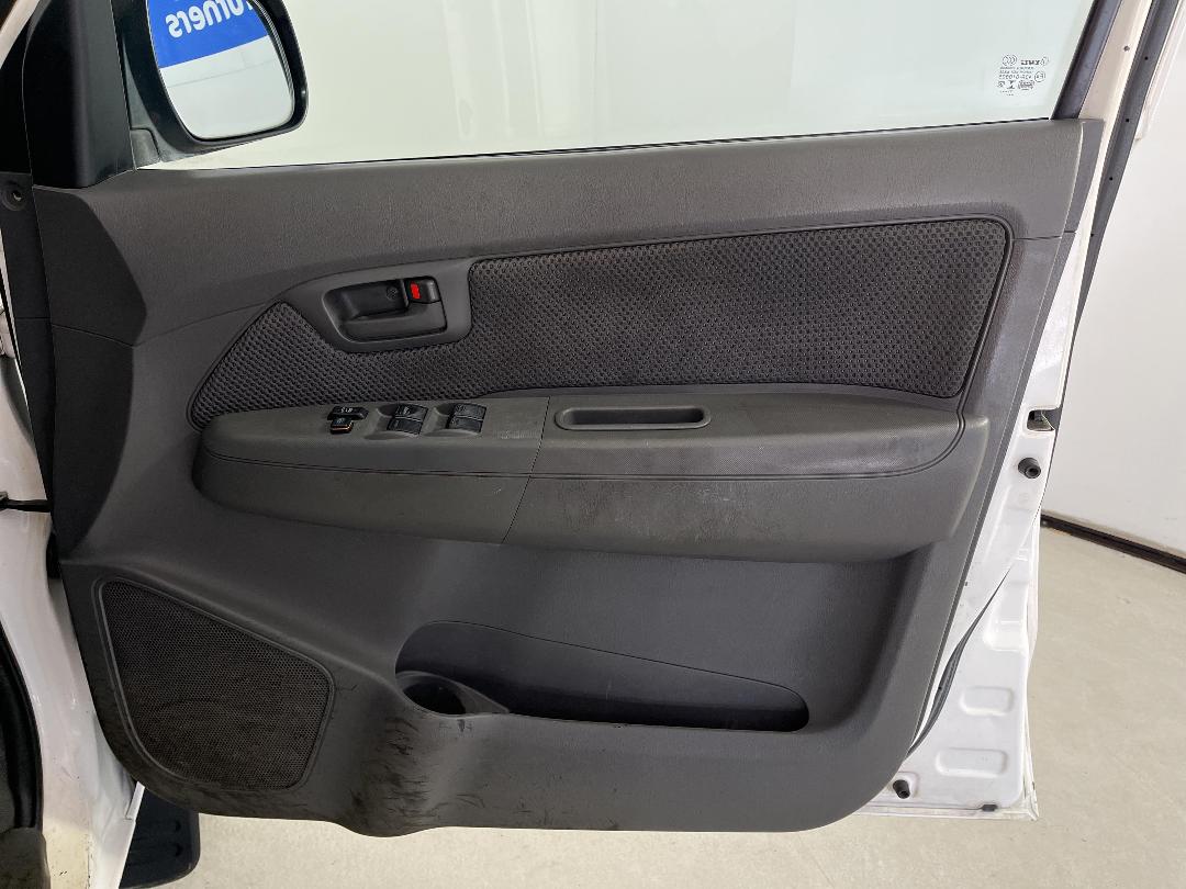 Photo '15' of Toyota Hilux Photo '15' of Toyota Hilux