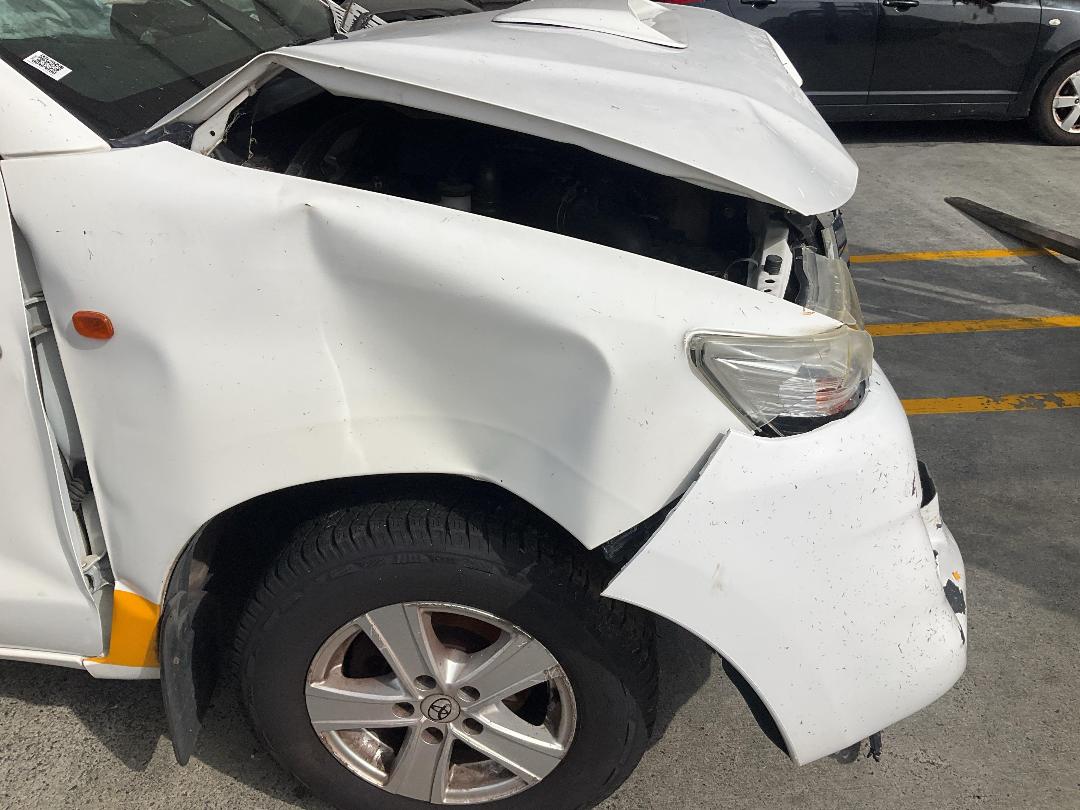 Photo '4' of Toyota Hilux TD DC Photo '4' of Toyota Hilux TD DC