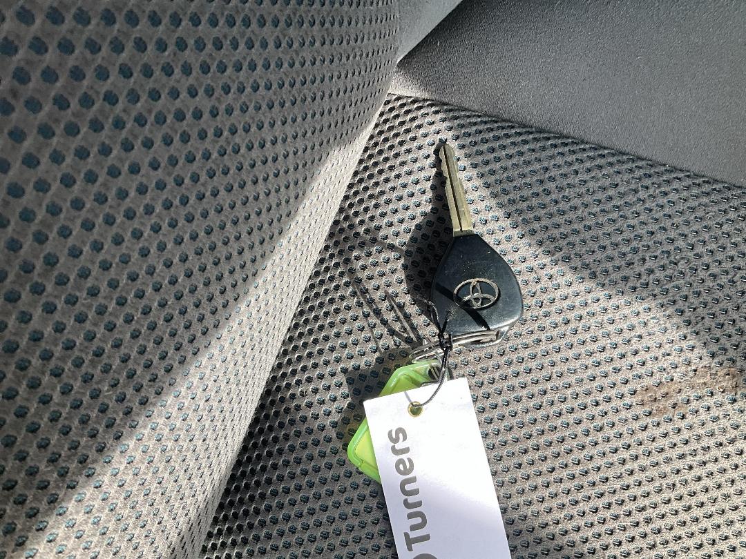 Photo '26' of Toyota Hilux TD DC Photo '26' of Toyota Hilux TD DC