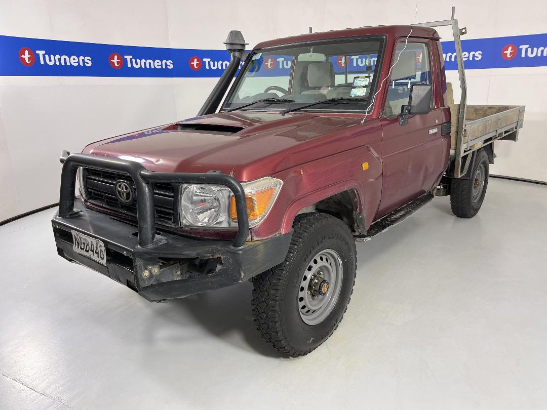 Photo '4' of Toyota Landcruiser Photo '4' of Toyota Landcruiser