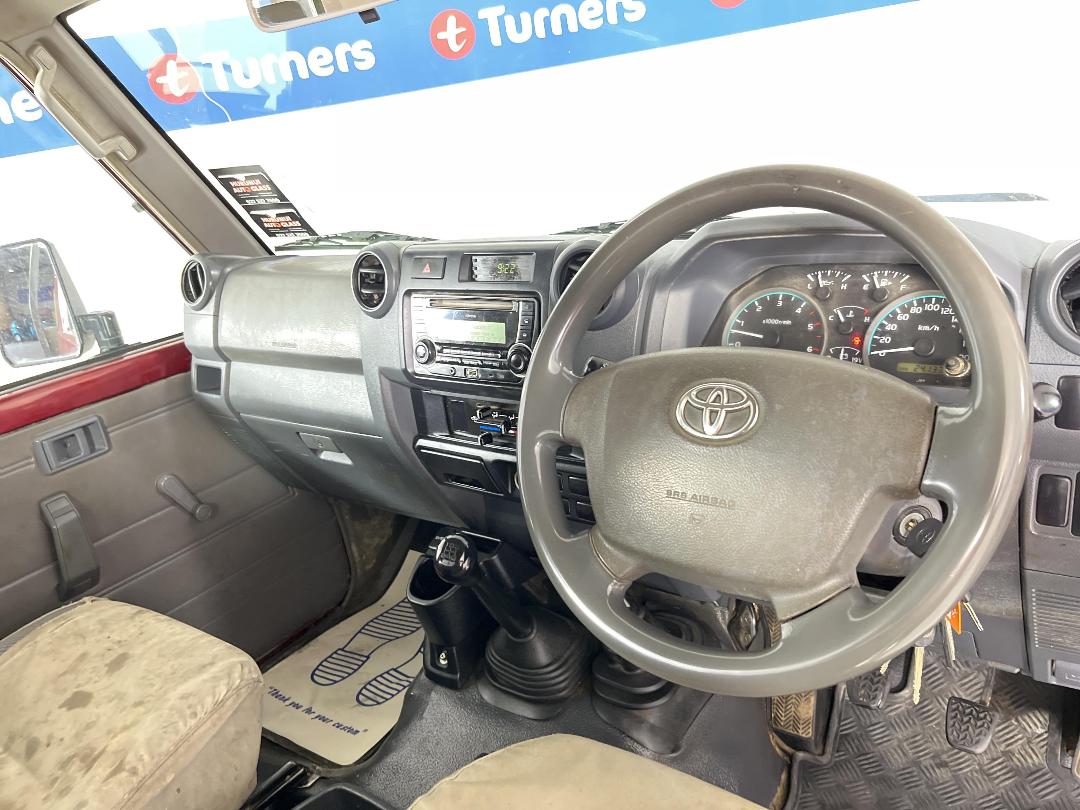 Photo '17' of Toyota Landcruiser Photo '17' of Toyota Landcruiser