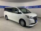 Thumbnail '1' of Toyota Noah