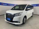 Thumbnail '4' of Toyota Noah