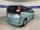 Thumbnail '7' of Toyota Noah