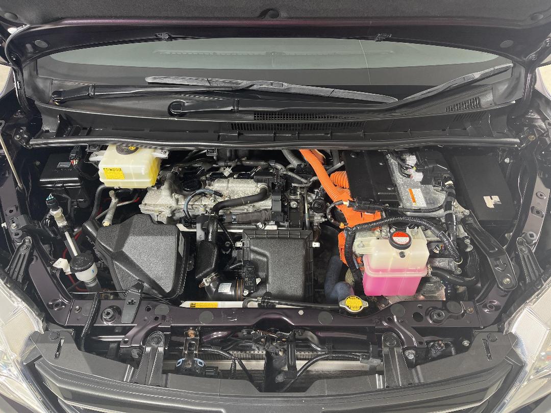 Photo '13' of Toyota Noah