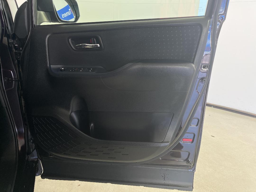 Photo '15' of Toyota Noah