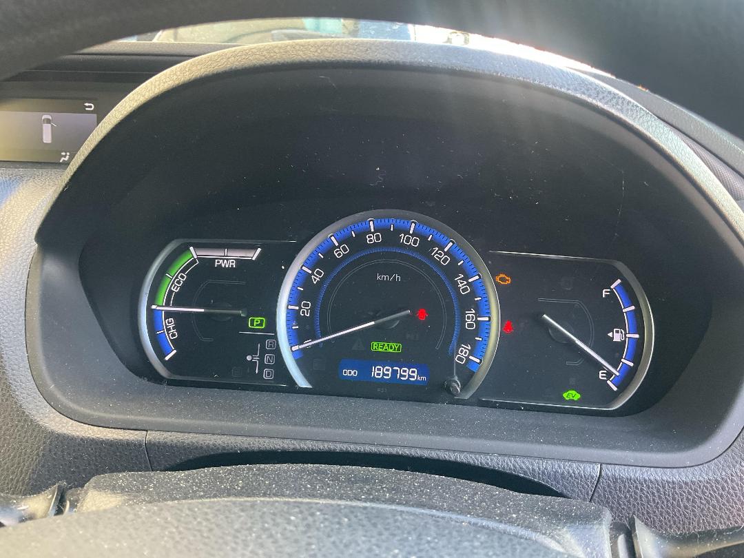 Photo '21' of Toyota Noah Hybrid