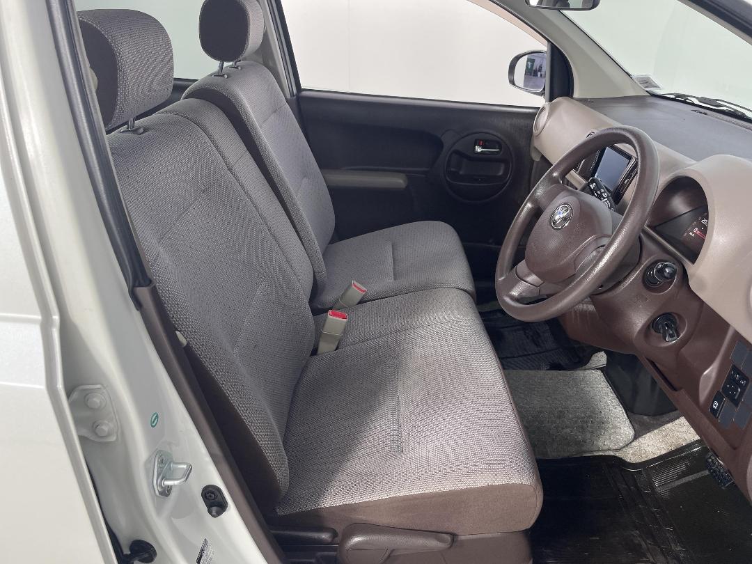 Photo '16' of Toyota Passo Photo '16' of Toyota Passo