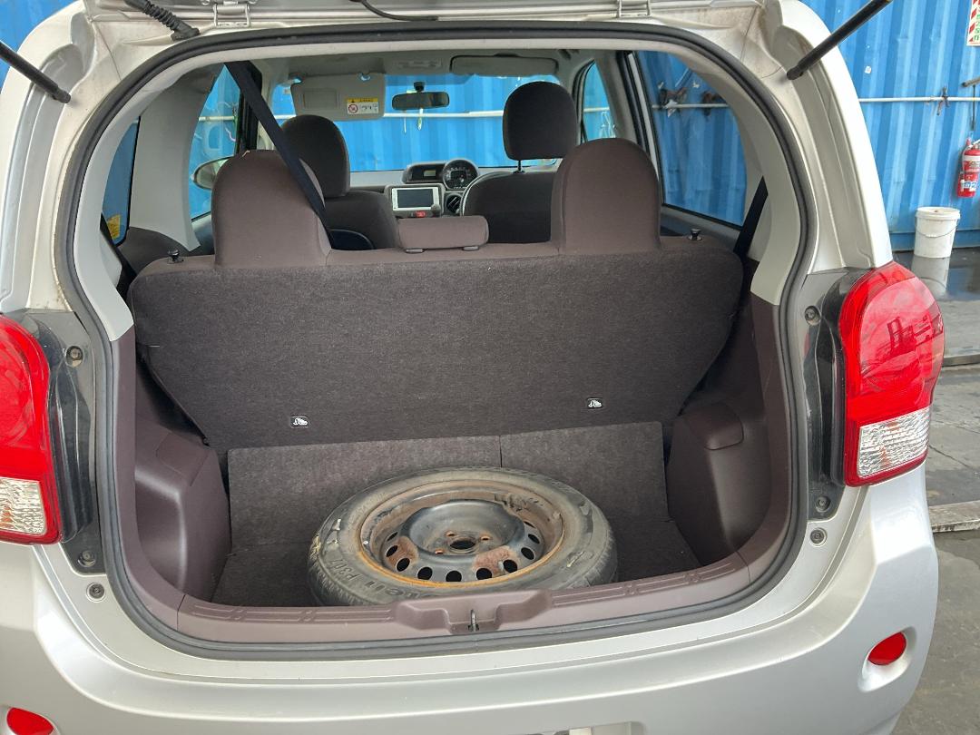 Photo '14' of Toyota Porte Photo '14' of Toyota Porte