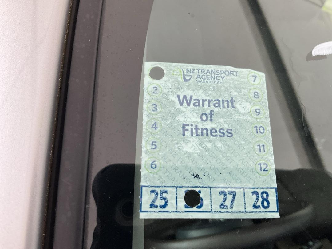 Photo '26' of Toyota Porte Photo '26' of Toyota Porte