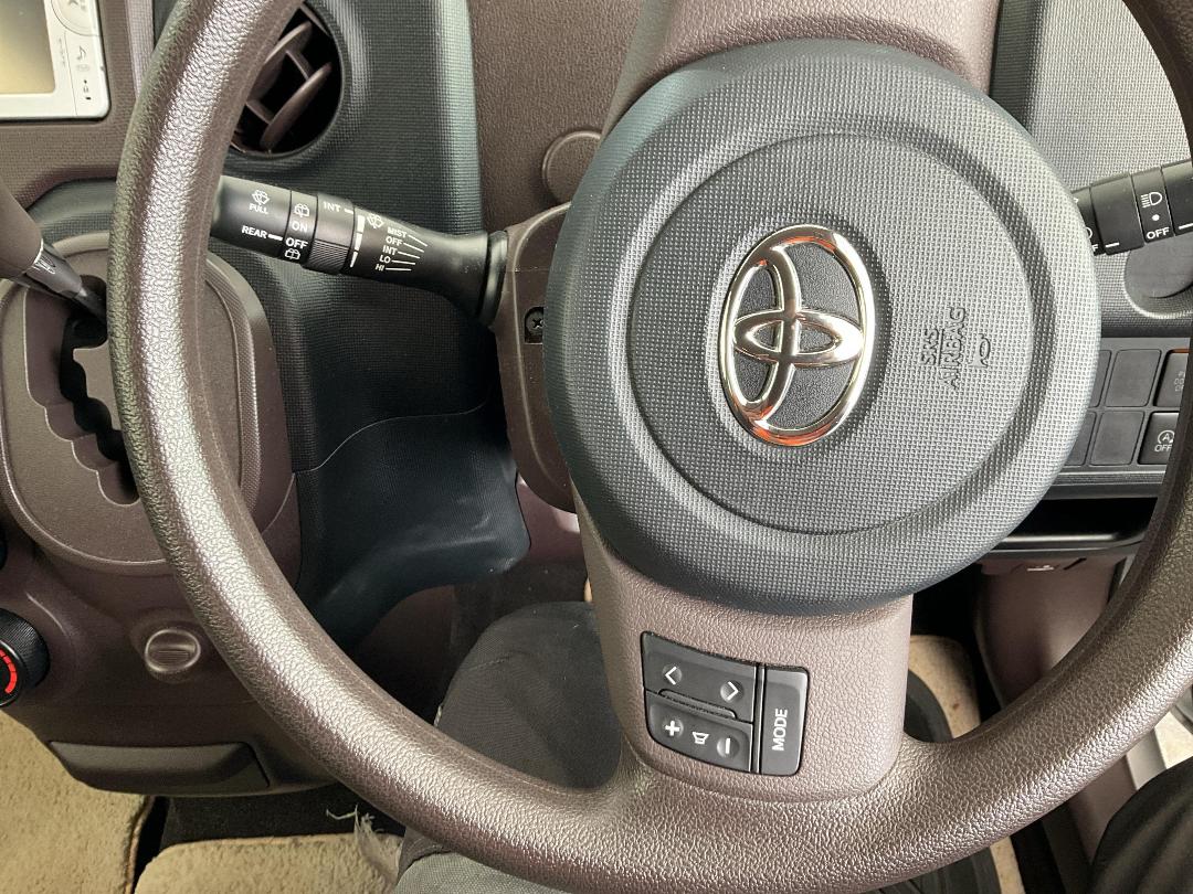 Photo '23' of Toyota Porte Photo '23' of Toyota Porte