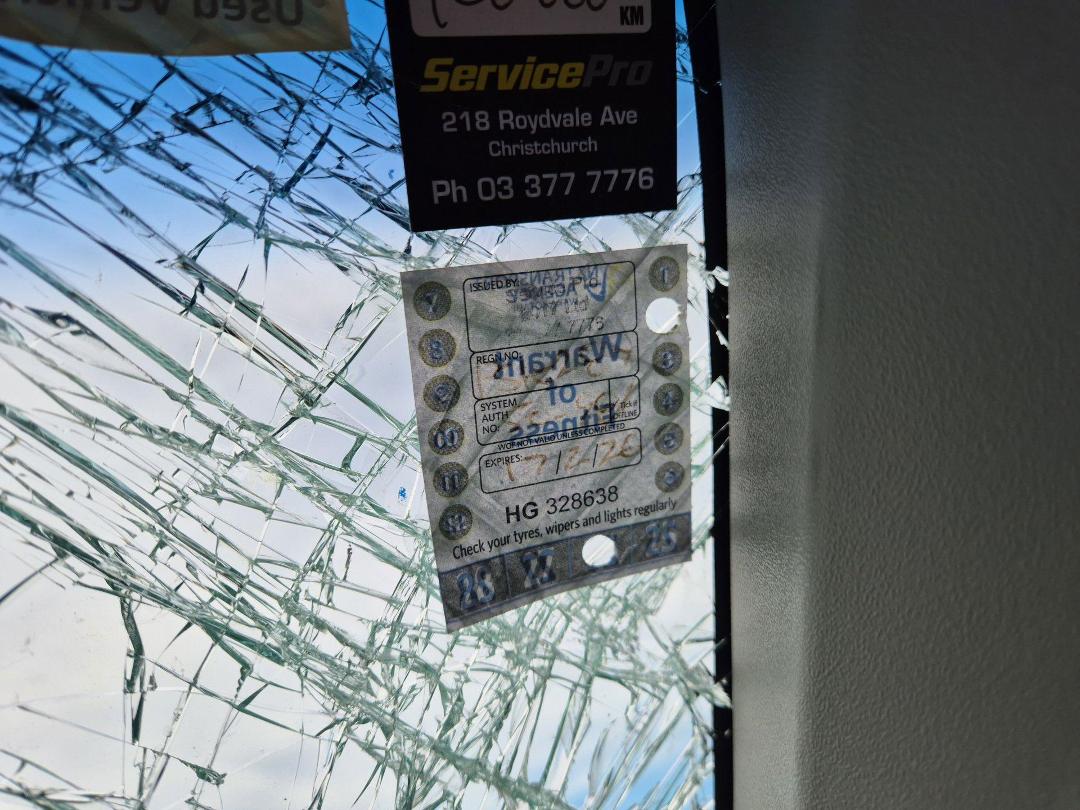 Photo '11' of Toyota Porte