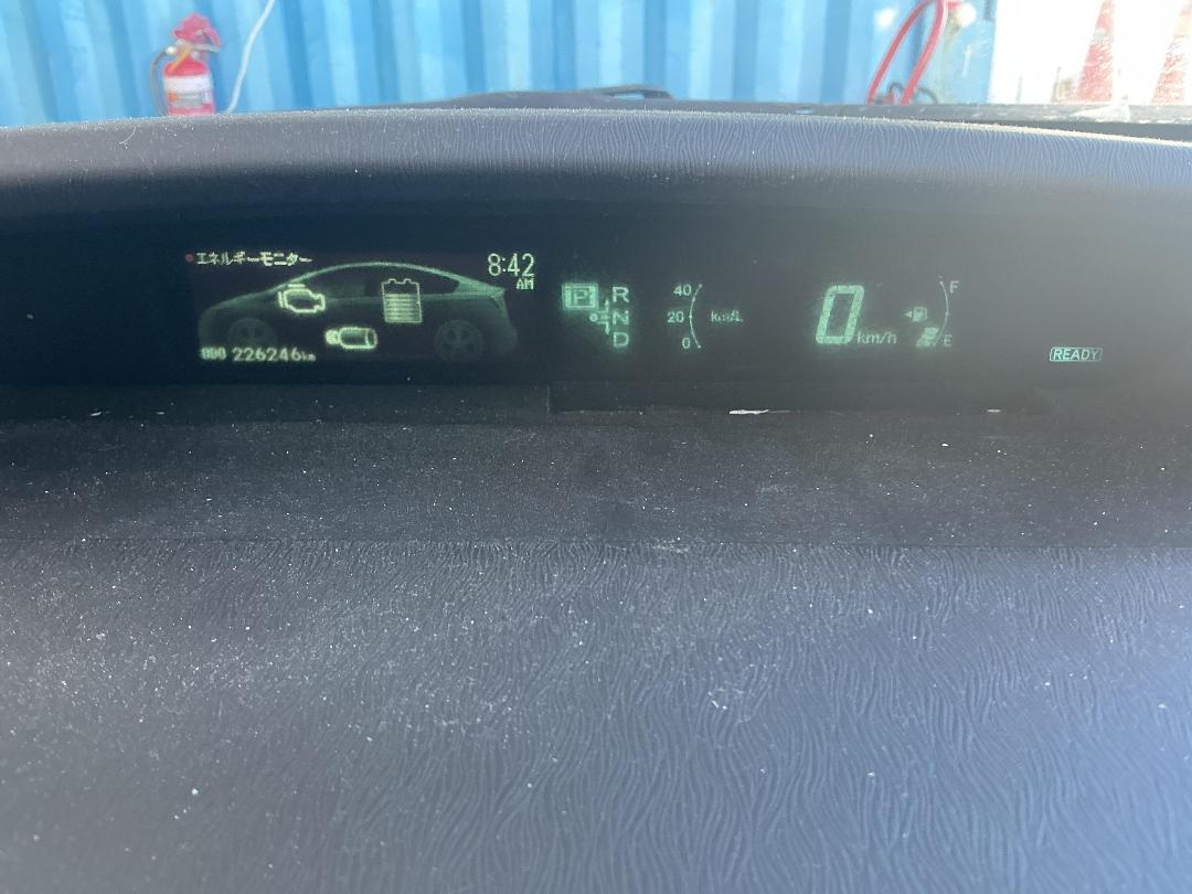 Photo '11' of Toyota Prius Hybrid