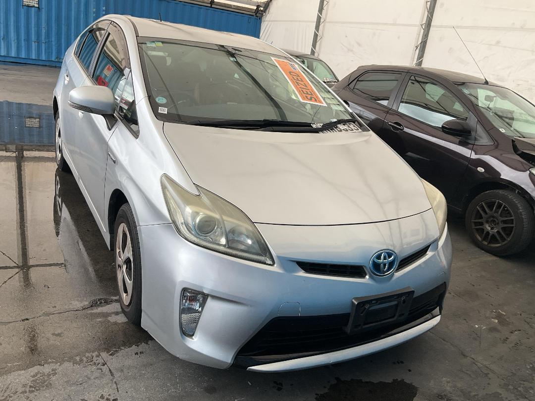 Photo '2' of Toyota Prius Hybrid Photo '2' of Toyota Prius Hybrid