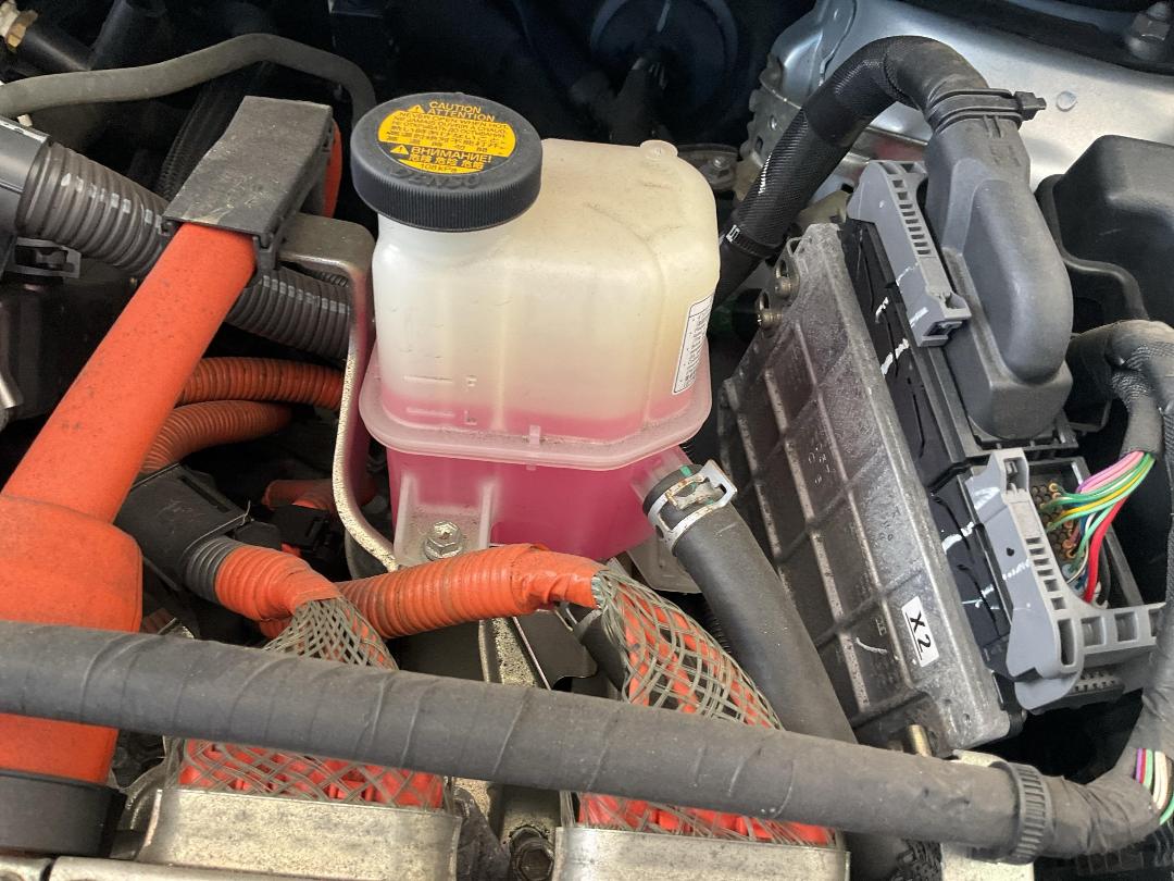 Photo '34' of Toyota Prius Hybrid Photo '34' of Toyota Prius Hybrid