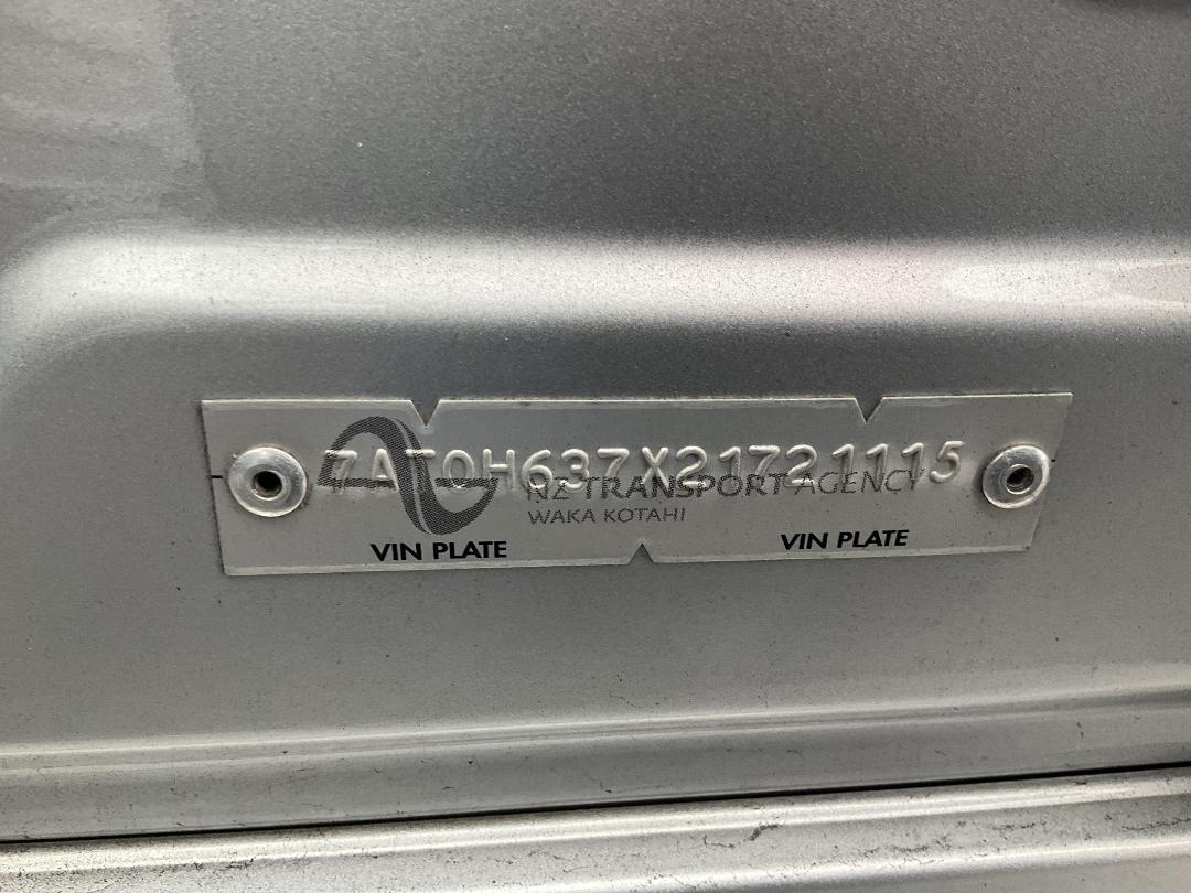 Photo '35' of Toyota Prius Hybrid Photo '35' of Toyota Prius Hybrid