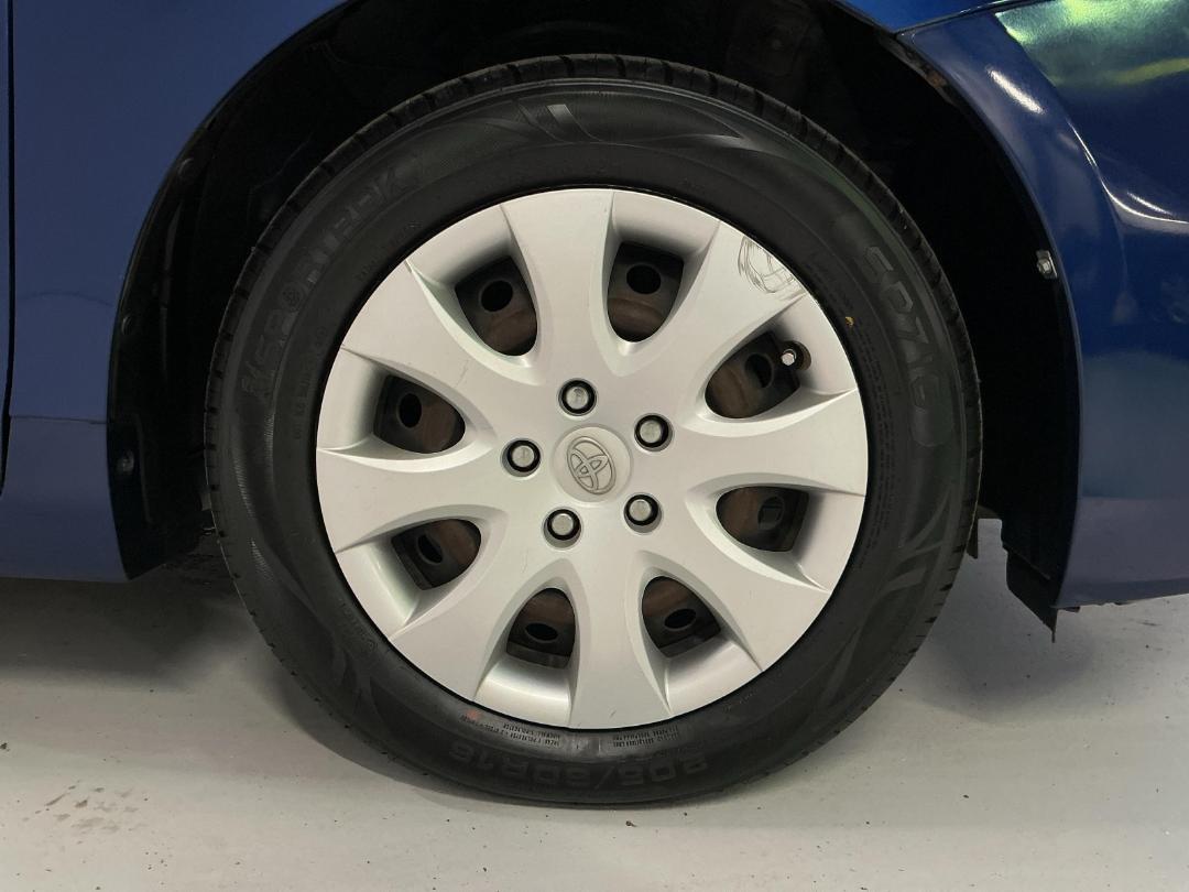 Photo '9' of Toyota Prius Photo '9' of Toyota Prius