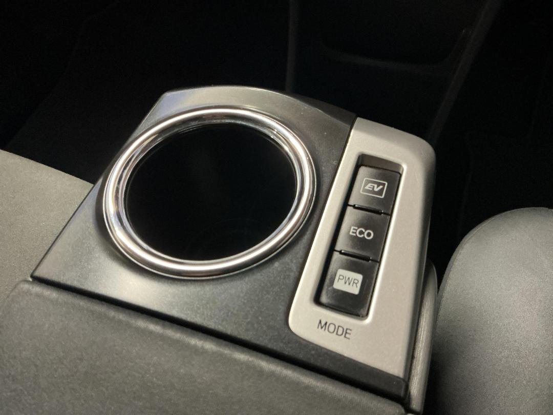 Photo '23' of Toyota Prius Photo '23' of Toyota Prius