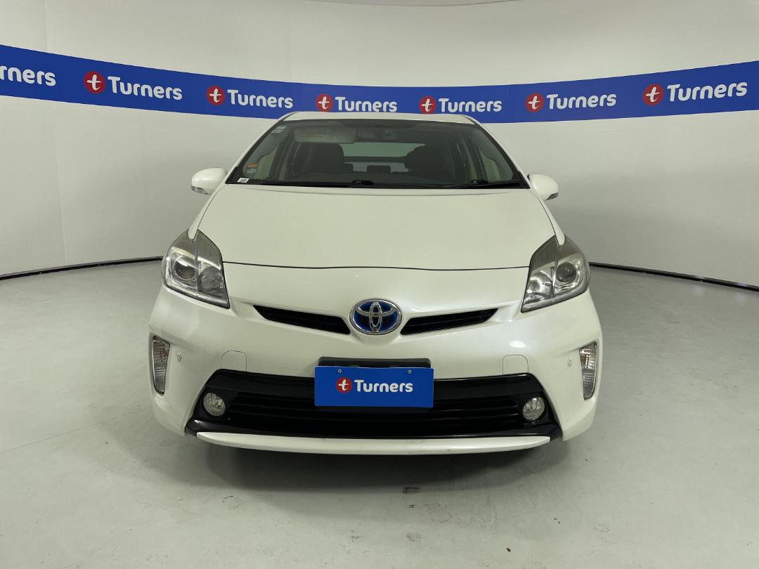 Photo '2' of Toyota Prius Photo '2' of Toyota Prius