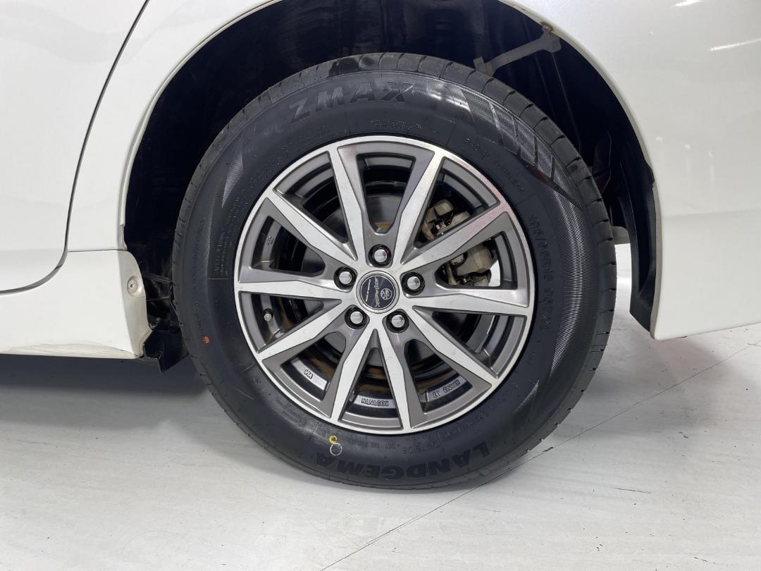 Photo '11' of Toyota Prius Photo '11' of Toyota Prius