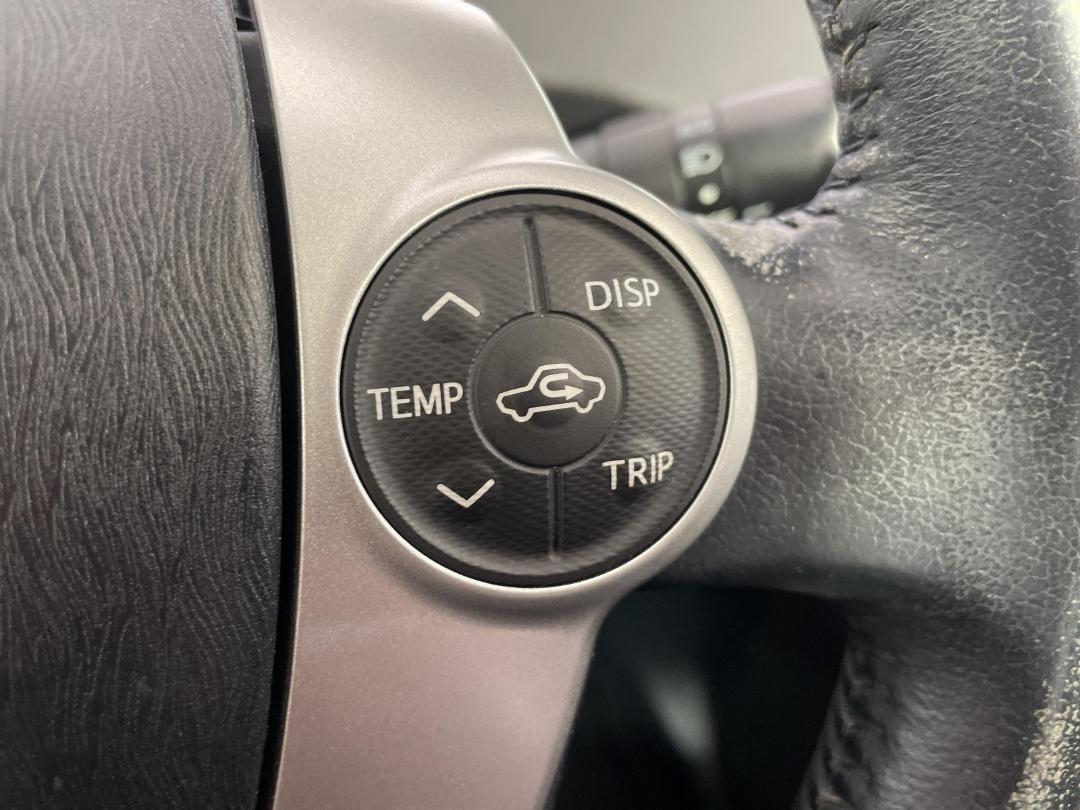 Photo '24' of Toyota Prius Photo '24' of Toyota Prius