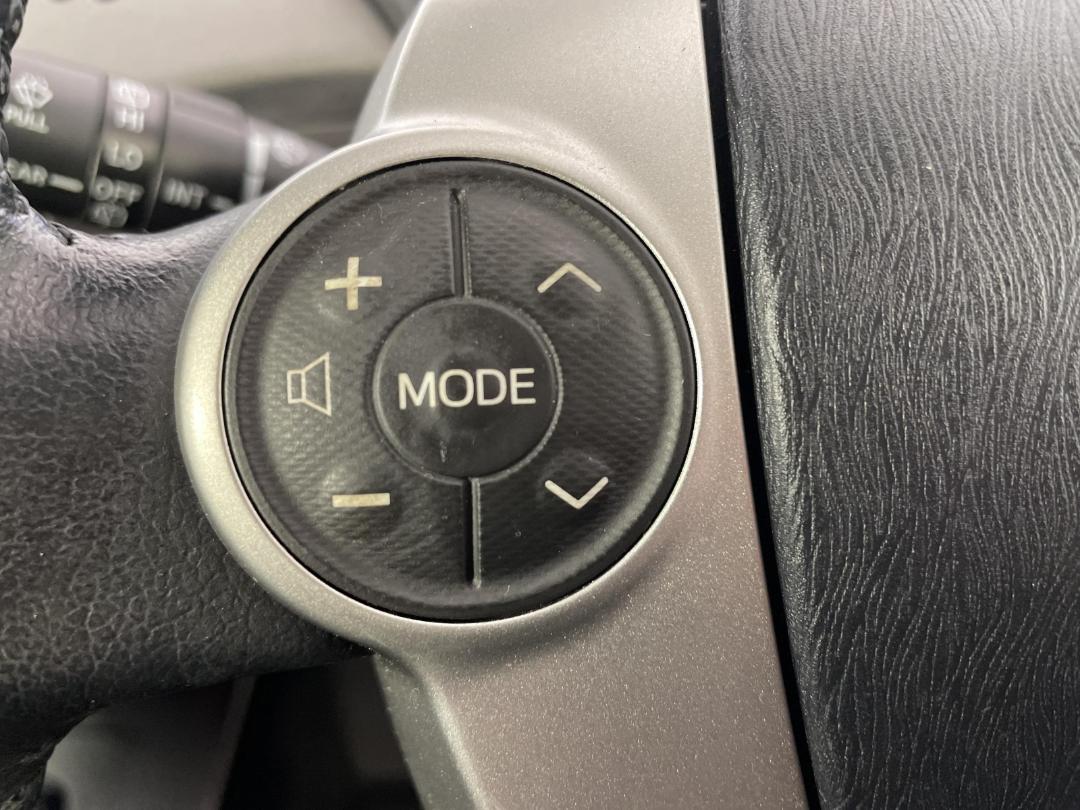 Photo '23' of Toyota Prius Photo '23' of Toyota Prius