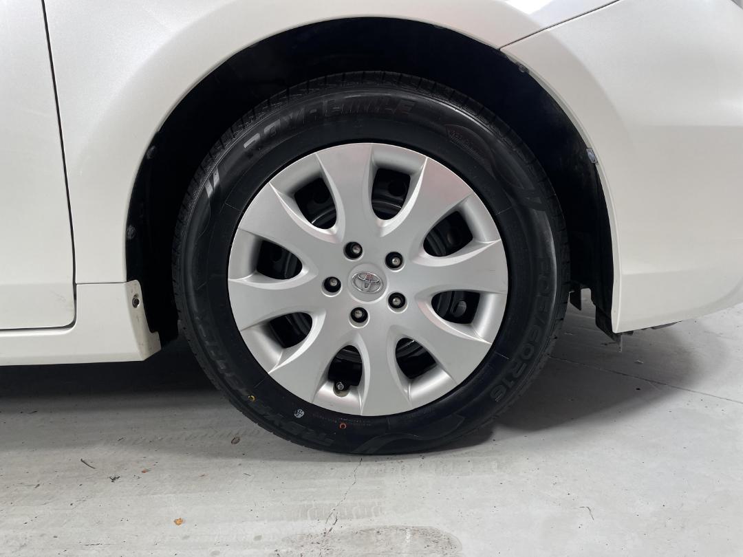 Photo '9' of Toyota Prius