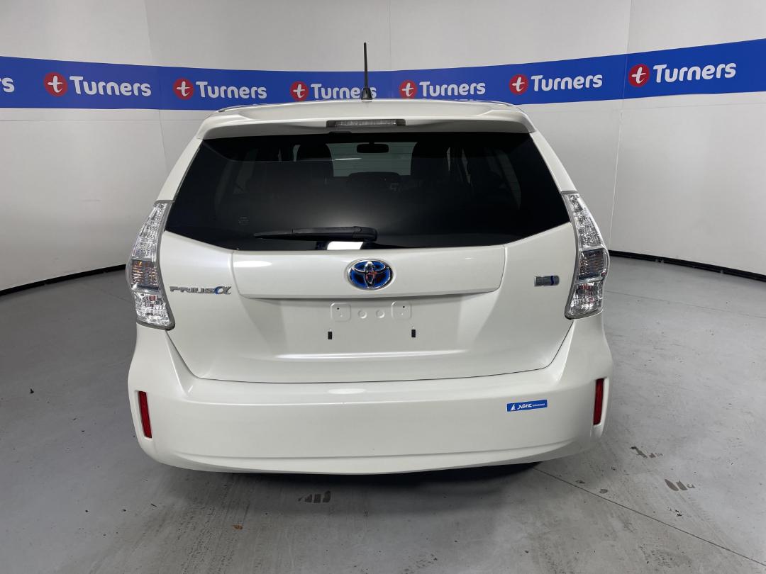 Photo '6' of Toyota Prius