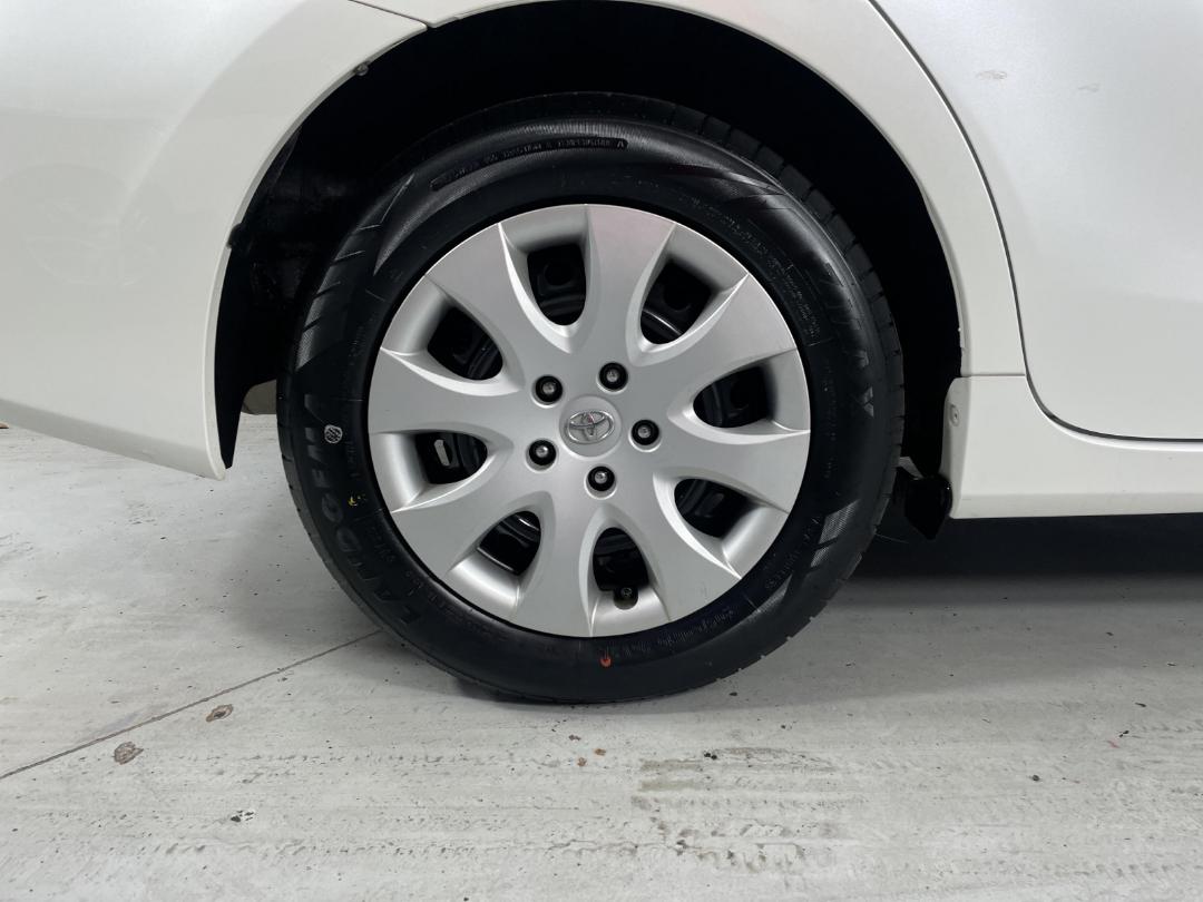 Photo '12' of Toyota Prius