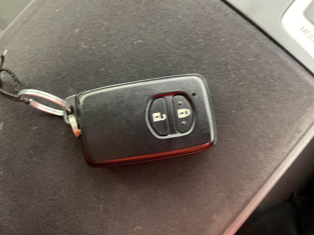 Photo '22' of Toyota Prius