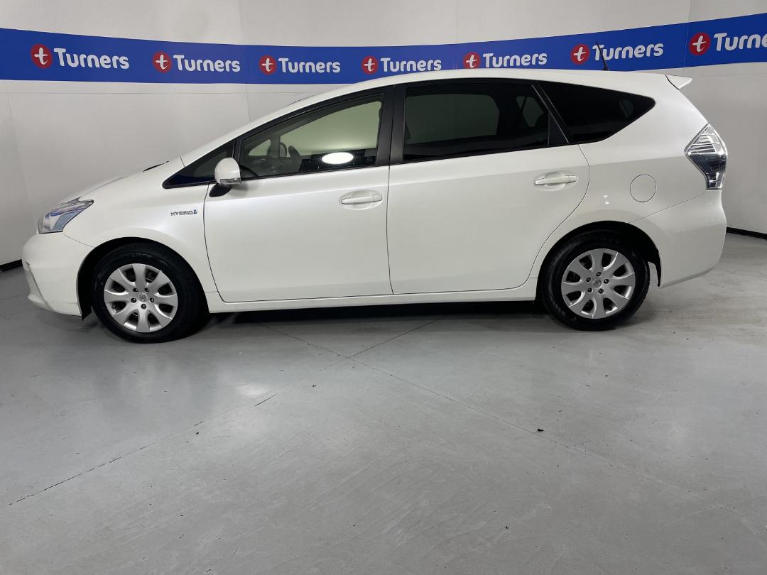 Photo '24' of Toyota Prius