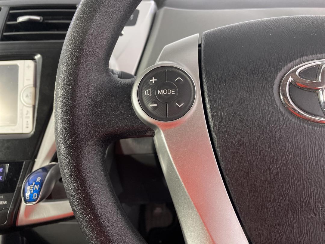 Photo '26' of Toyota Prius