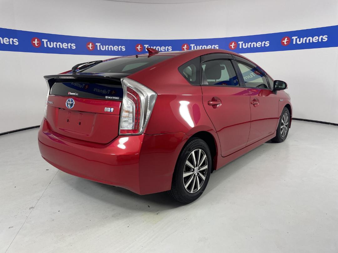 Photo '7' of Toyota Prius