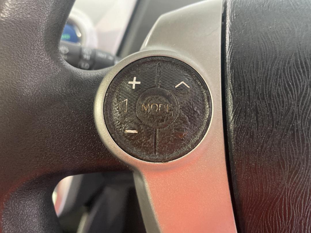 Photo '26' of Toyota Prius