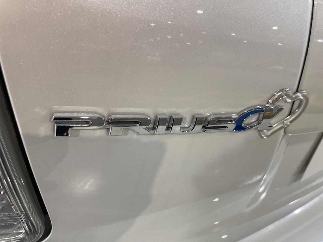 Photo '35' of Toyota Prius