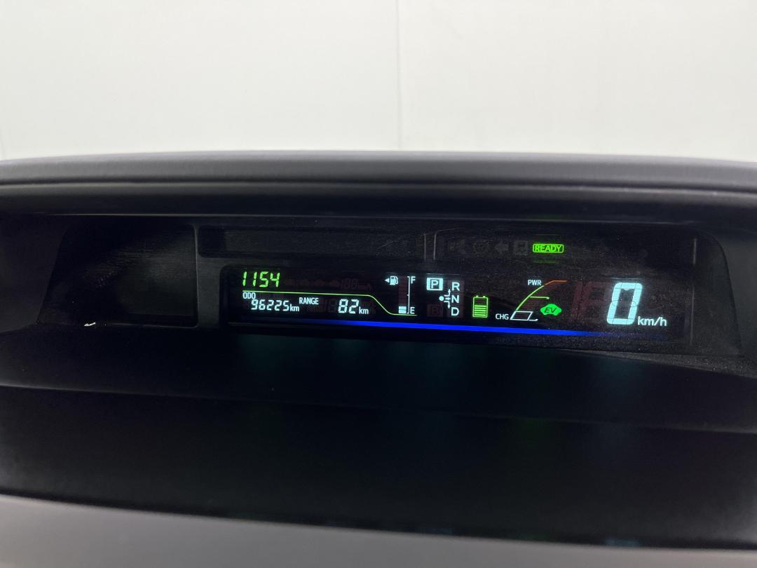 Photo '21' of Toyota Prius Photo '21' of Toyota Prius