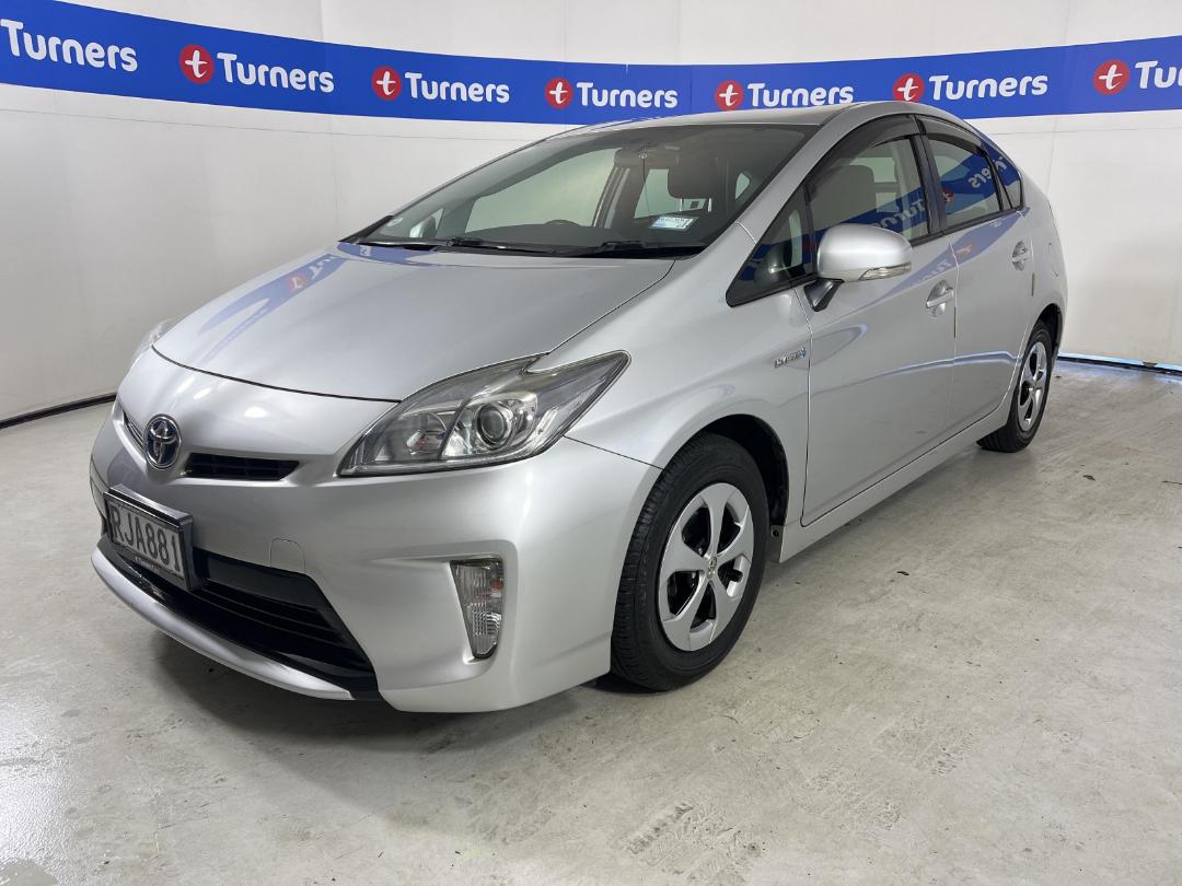 Photo '4' of Toyota Prius