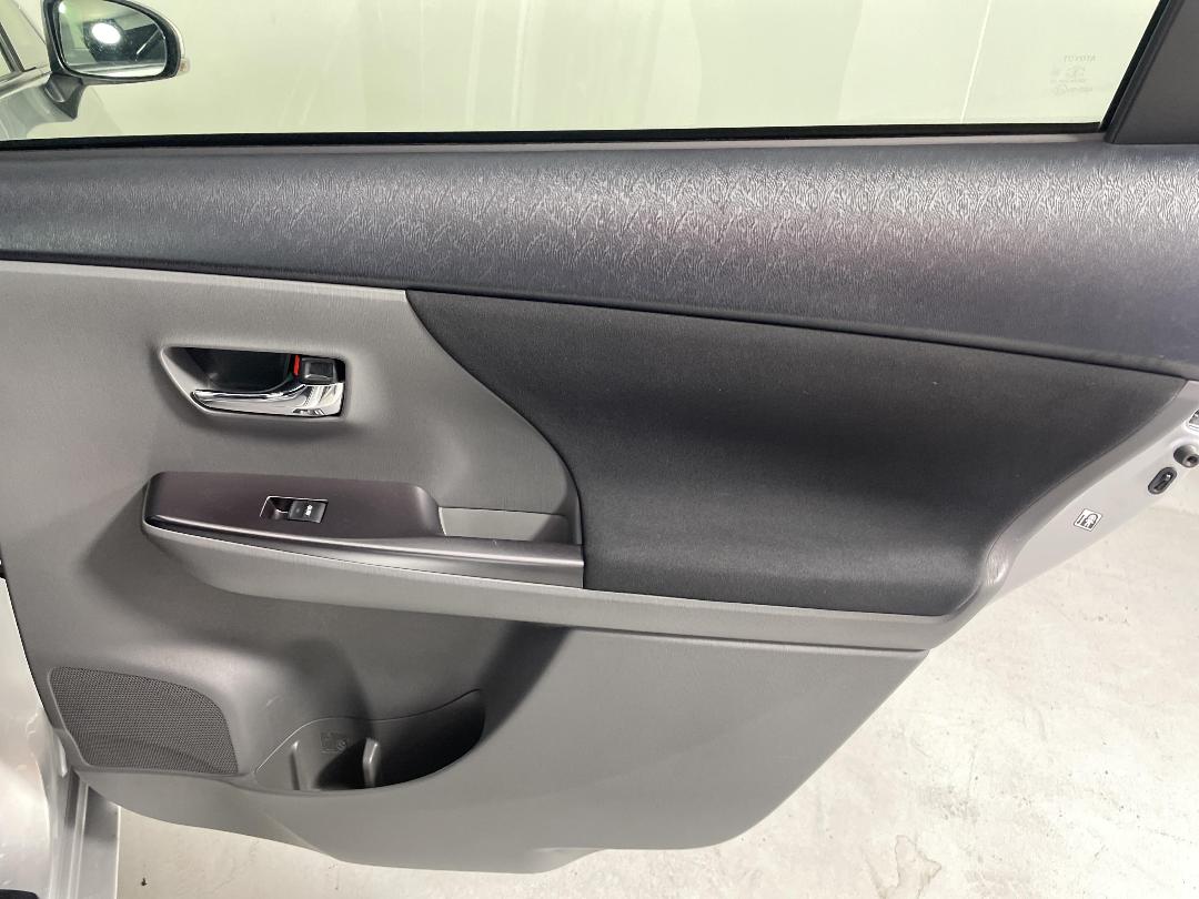 Photo '19' of Toyota Prius