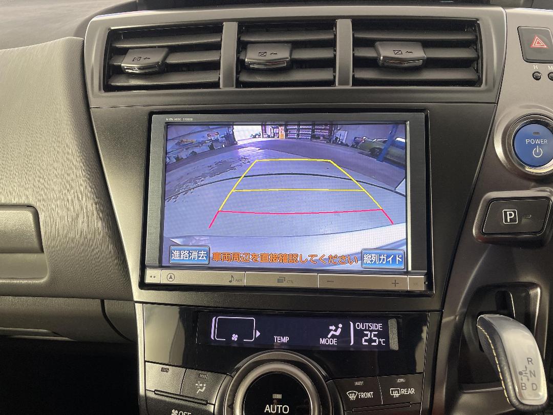 Photo '28' of Toyota Prius