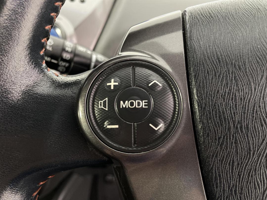 Photo '25' of Toyota Prius