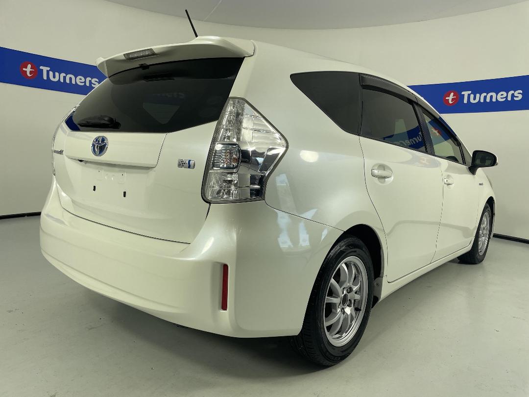 Photo '7' of Toyota Prius