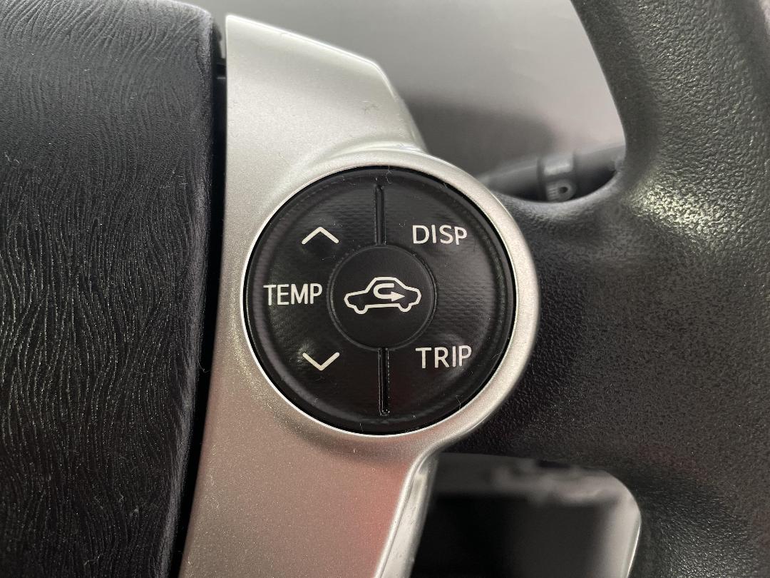 Photo '23' of Toyota Prius